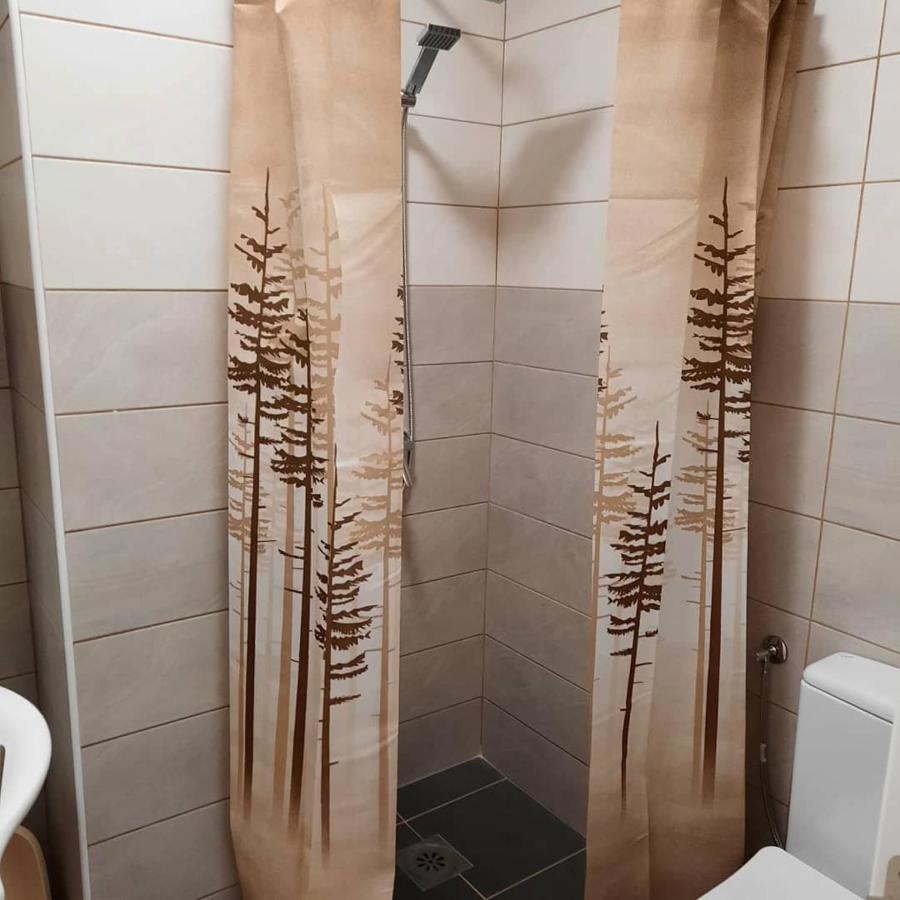 As Apartment *